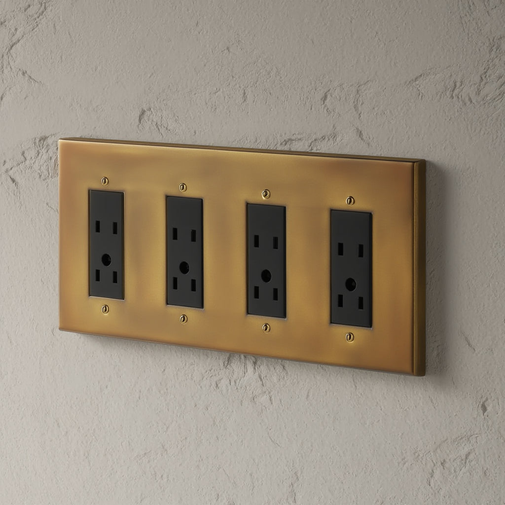 Atelier Outlet Plate, Quad